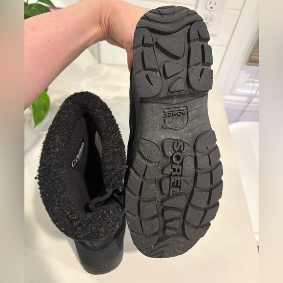 Sorel Black Waterfall Boots - Picture 8 of 8